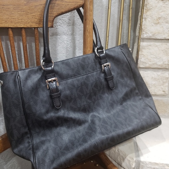 Handbag - Picture 2 of 8